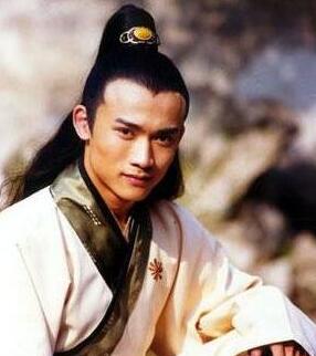 火爆宮廷劇《延禧攻略》帥氣乾隆 整容過(guò)？