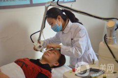 做像素激光調(diào)節(jié)痘疤一般多少錢？