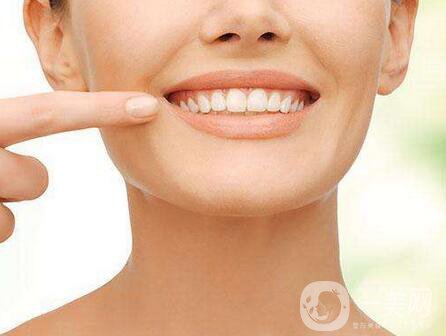 洗牙對牙齒好嗎？ 洗牙去介紹？