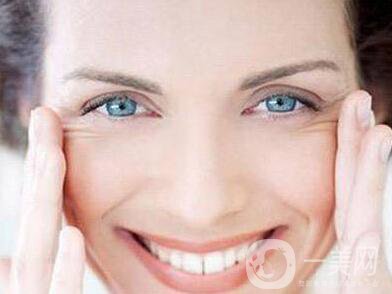 去除魚尾紋的方法有哪些？