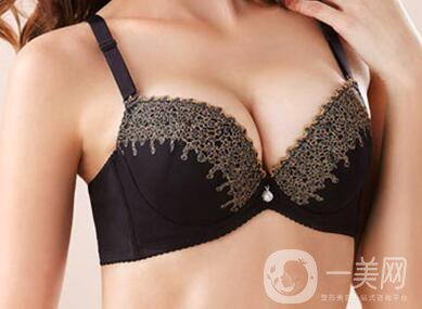 隆胸取出醫(yī)院介紹？隆胸取出后應(yīng)該要注意什么