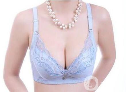 副乳疼痛有硬塊怎么辦？