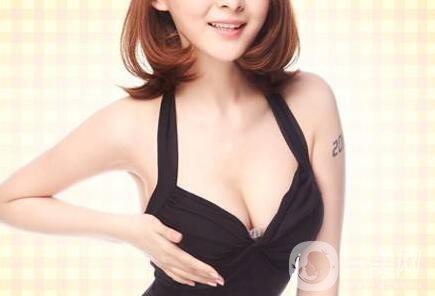 隆胸恢復(fù)期多久正常 隆胸恢復(fù)時間要多久 1