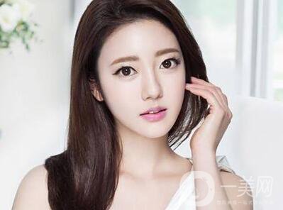 開內(nèi)眼角一定會留疤嗎？