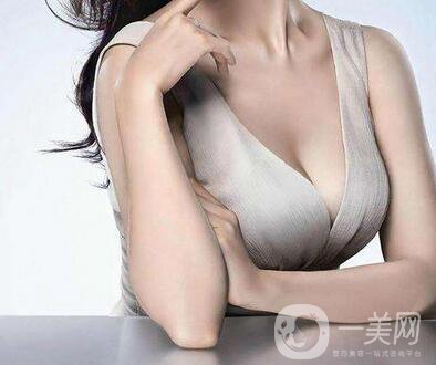 假體豐胸恢復(fù)期護(hù)理應(yīng)該做哪些？