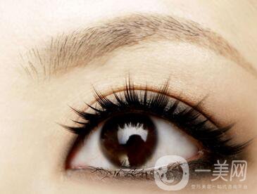 開眼角手術(shù)價(jià)格是多少？