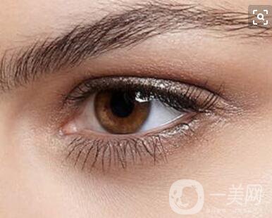 割雙眼皮,割雙眼皮價(jià)格,長(zhǎng)沙割雙眼皮價(jià)格