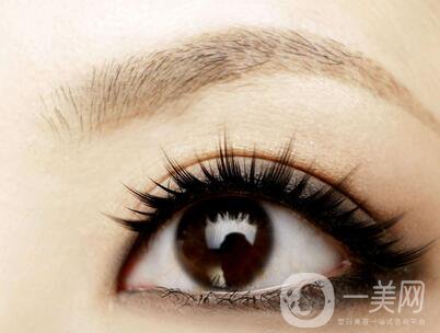 割雙眼皮怎樣可以快速消腫？