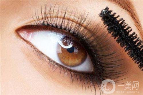 割雙眼皮多久時間后恢復(fù)正常