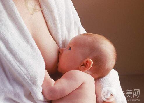 隆胸還能哺乳嗎？