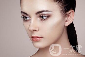 雙下巴吸脂,雙下巴吸脂多少錢,北京雙下巴吸脂多少錢