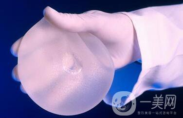 上海假體取出手術(shù)需要多少錢(qián)