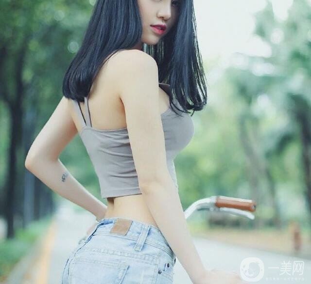 國產(chǎn)假體豐胸價(jià)格