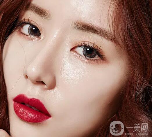 自體隆鼻手術(shù)一般多少錢？