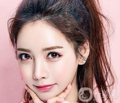 玻尿酸隆鼻多少錢一支？