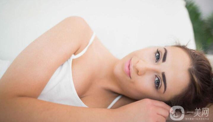 吸脂瘦臉手術(shù)大概多少錢 吸脂瘦臉有風(fēng)險嗎