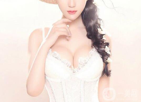 上海假體隆胸術費用