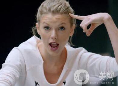 去抬頭紋*好的方法 怎么減少抬頭紋