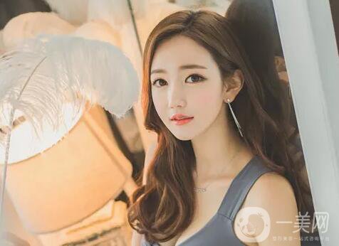 上海開眼角手術多少錢？