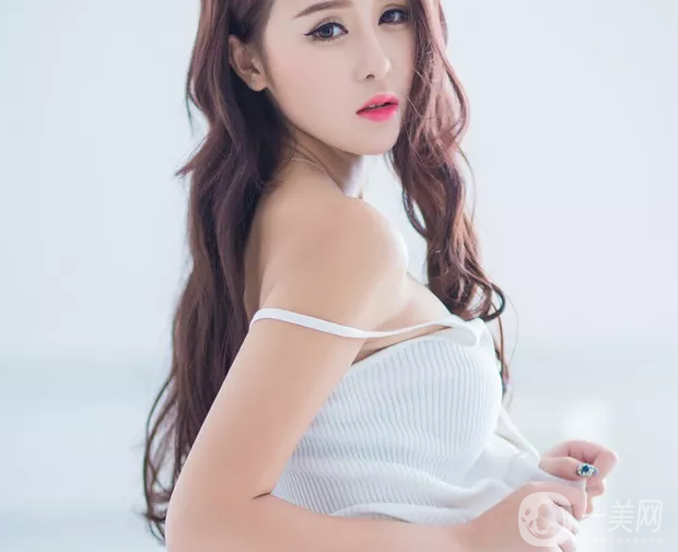 豐胸手術(shù)的缺點(diǎn)有哪些呢？