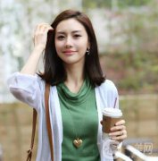 為什么人們要做雙眼皮手術(shù)？