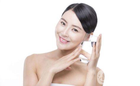 北京自體脂肪豐眉弓多少錢 *果怎么樣？