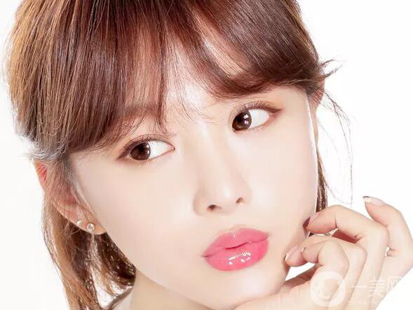 三點式埋線雙眼皮的優(yōu)勢與劣勢都有哪些？