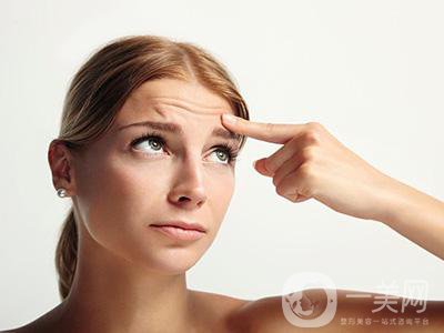 怎樣治抬頭紋 抬頭紋的調(diào)節(jié)方法有哪些