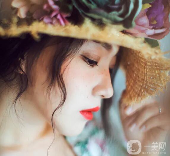 肋軟骨隆鼻多少錢？貴不貴？