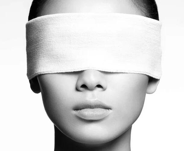 一般割雙眼皮多少錢？影響價(jià)格的因素有哪些？