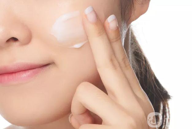 冬天到了，該如何護(hù)膚？這里有一些小建議