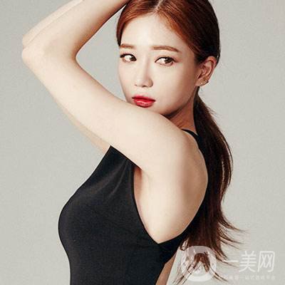 脂肪填充隆胸貴嗎 隆胸手術(shù)費用 手術(shù)方式有哪些