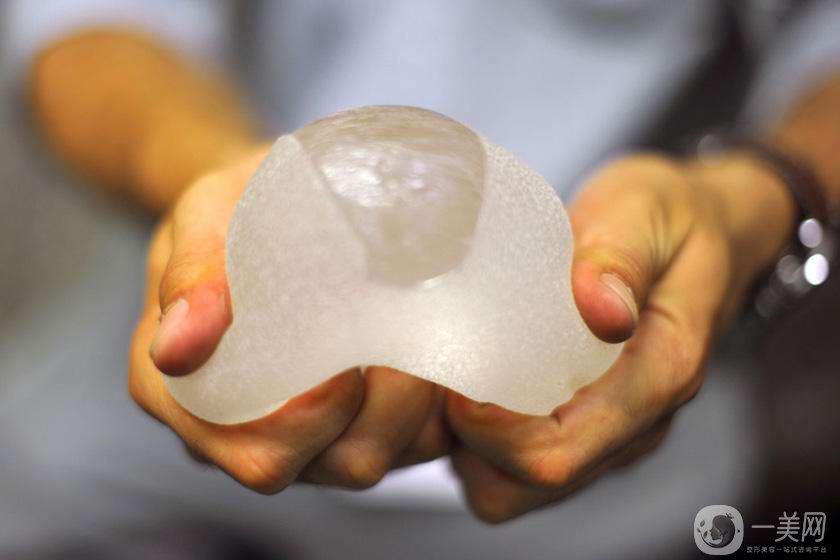 韓式隆胸貴嗎 隆胸手術(shù)多少錢 *果好不好