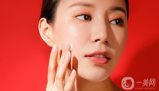 如何調(diào)節(jié)老年斑 都有哪些方式呢？