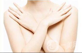 隆胸修復(fù)貴嗎,隆胸修復(fù)費用