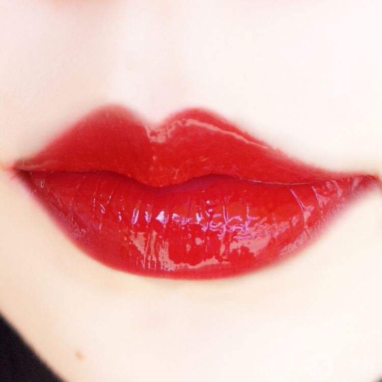 玻尿酸豐唇用小分子嗎 玻尿酸的作用有哪些