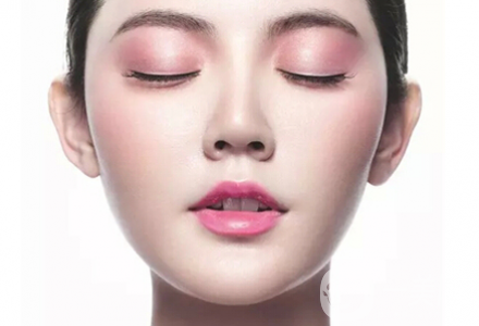 做個(gè)全臉面部抽脂多少錢(qián)