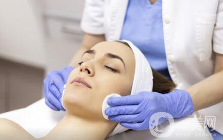 臉部注射膠原蛋白危害 副作用有哪些？