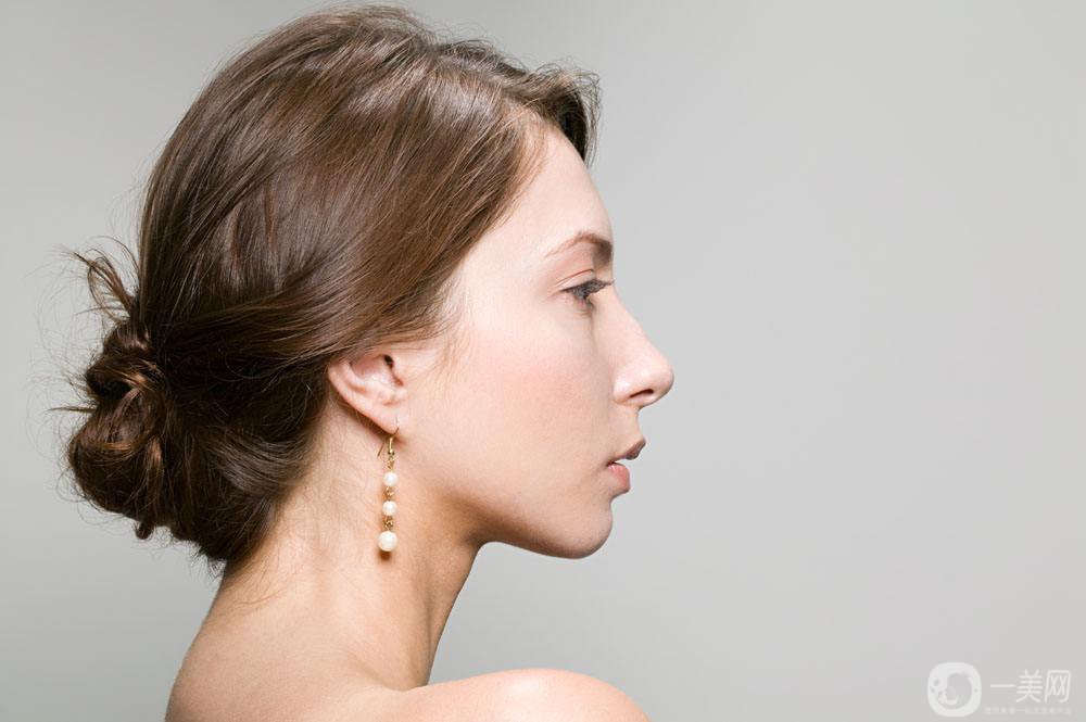 科普：植發(fā)3000單位要多少錢？脫發(fā)的原因