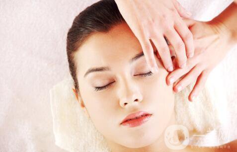 自體脂肪墊下巴恢復(fù)期一般是多長？