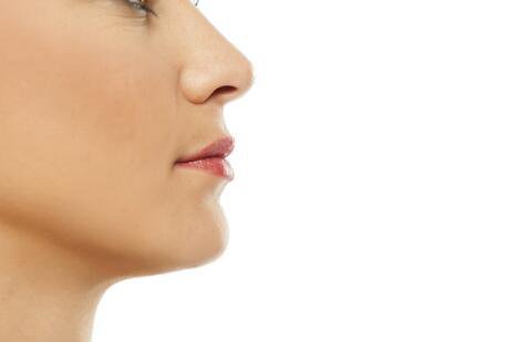 自體脂肪墊下巴費(fèi)用一般是多少？