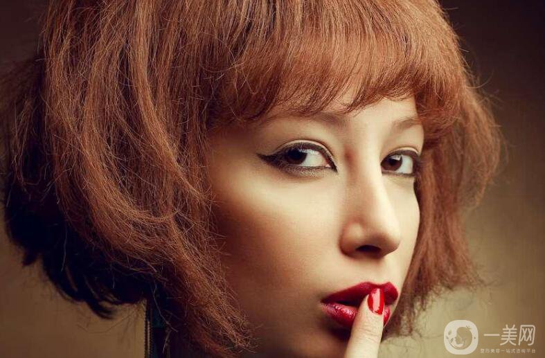 硅膠墊下巴后遺癥有哪些 硅膠墊下巴好不好