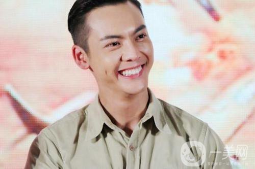 酒窩整形價(jià)格 明星酒窩大盤(pán)點(diǎn)