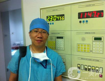 處楊曉楠雙眼皮案例 楊曉楠醫(yī)生怎么樣？