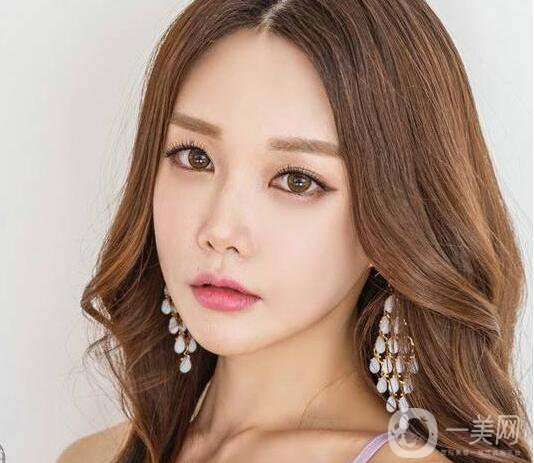 耳軟骨、鼻中隔軟骨、肋軟骨三種隆鼻材料如何選擇