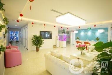 成都春天醫(yī)療美容門診部攜優(yōu)惠價(jià)格表震撼來襲!!