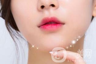 硅膠墊下巴排異癥狀有哪些？怎樣才知道排異了？