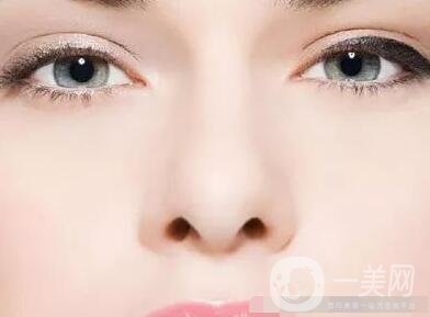 鼻孔太大了怎么變小一點?