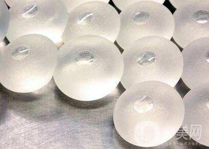 隆胸假體取出有沒有后遺癥？要怎么護(hù)理？