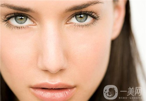 眼部衰老怎么辦？做手術(shù)是*好的解決辦法！